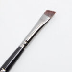 E29 brow brush with spoolie 3